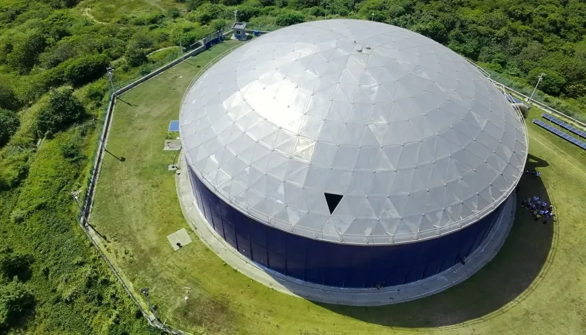 Tanque Siete de Abril.