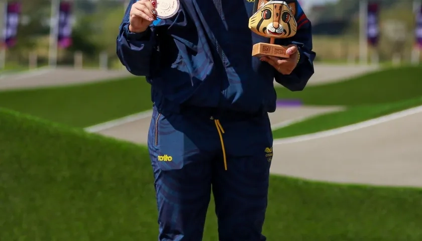 La atlanticense Sharid Fayad, medalla de bronce en el BMX.