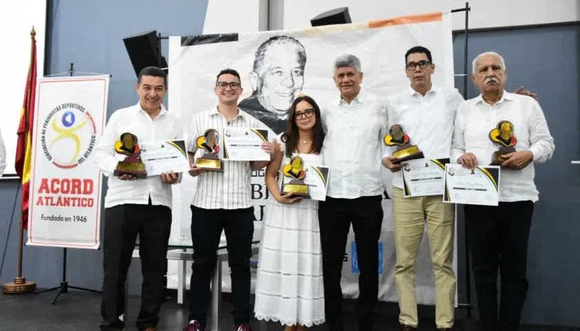 Ganadores con el Presidente de Acord, Atlántico