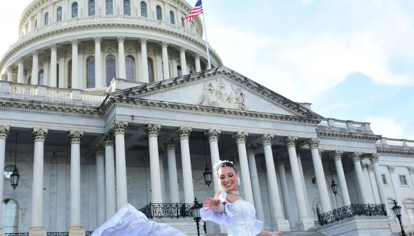 La Reina Michelle Char en el Capitolio. 
