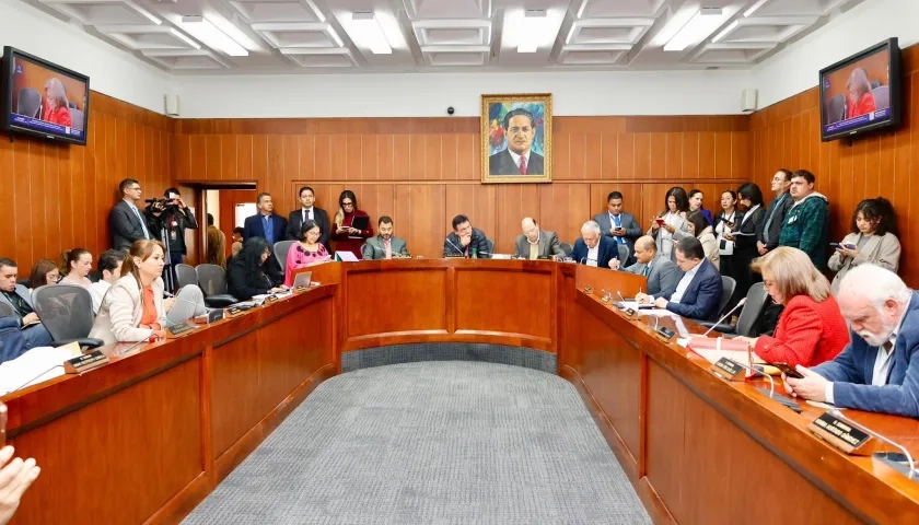 La Comisión Séptima en la sesión de hoy.