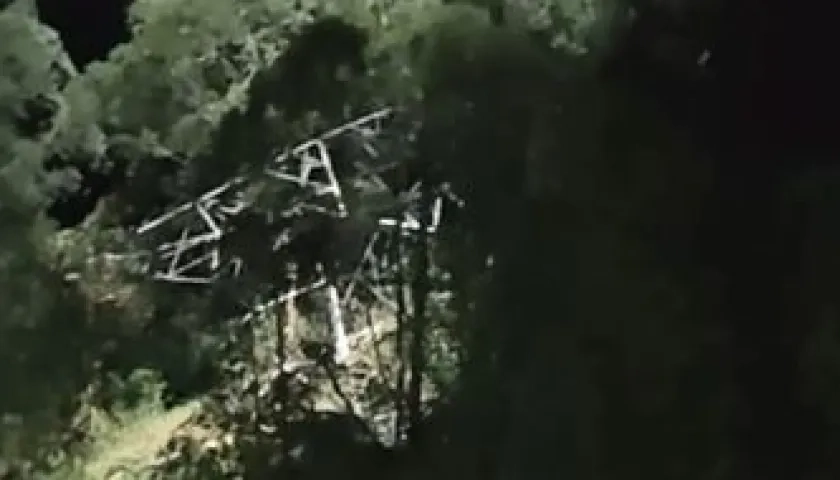 Explosión torre EPM.