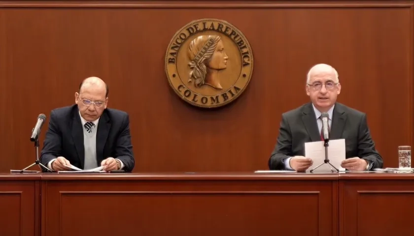 El ministro de Hacienda, Germán Ávila, y el gerente del Banco de la República, Leonardo Villar.