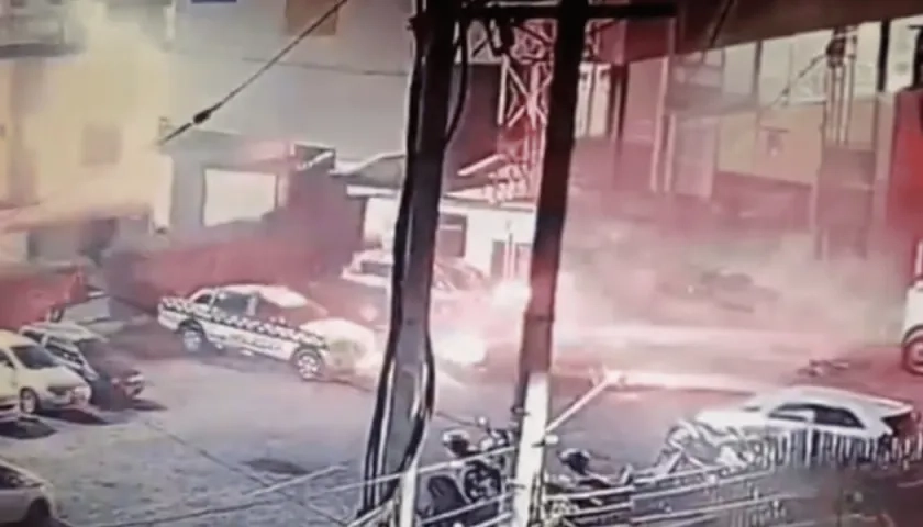 Incendio tras motín en la estación de Policía de Funza.  