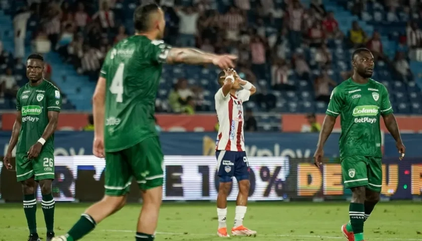 Junior no pudo contener la ventaja y terminó empatando con La Equidad. 