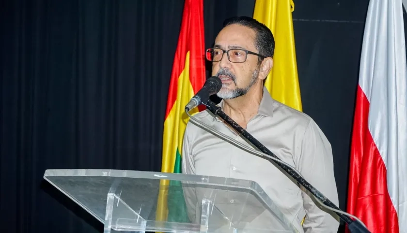 Rector de la Universidad Autónoma del Caribe, Jorge Senior Martínez.