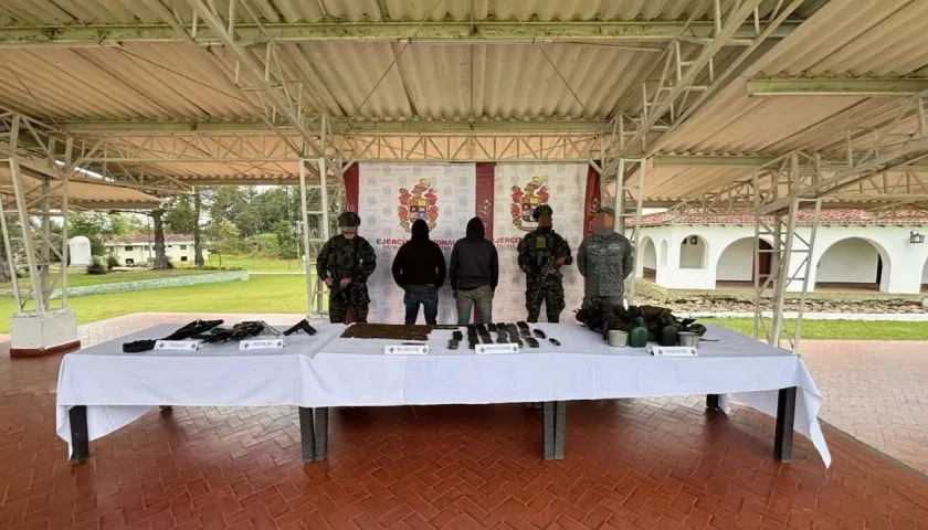 Presuntos integrantes de alias ‘Mordisco’.