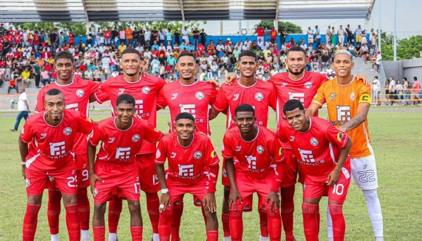 Central Campo de la Cruz suma 10 victorias y un empate en el torneo de Primera C.