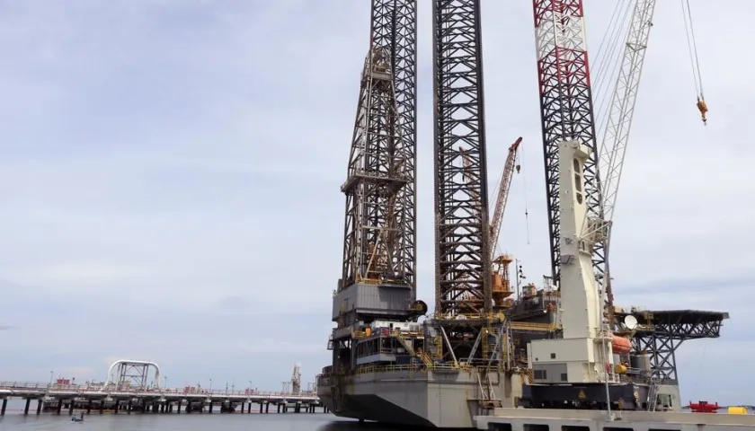 Exploración de hidrocarburos. Imagen de referencia