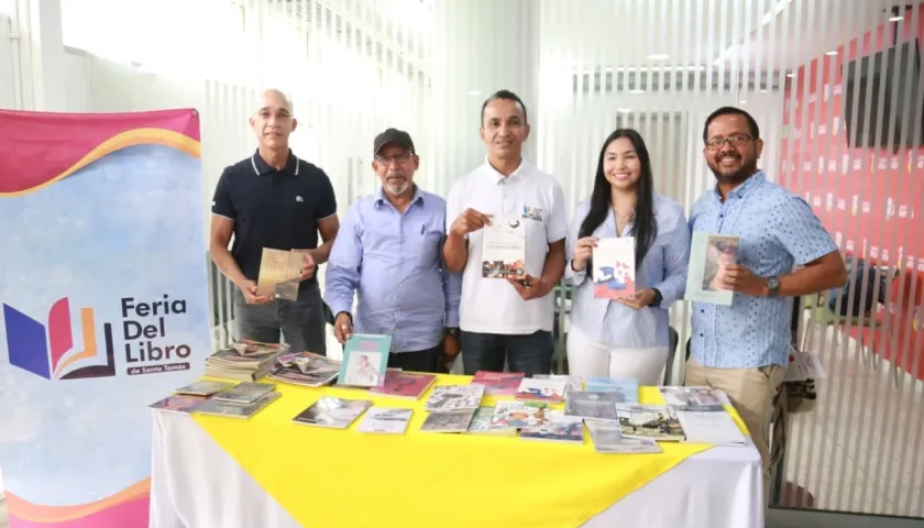Directivos de la Feria del libro. 