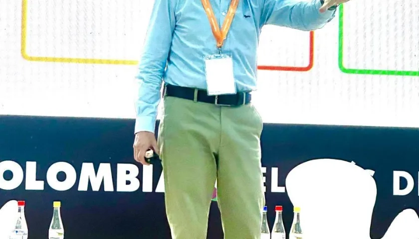 Billy Escobar, superintendente de Sociedades.