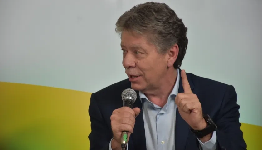 Bruce Mac Master, presidente de la Andi.