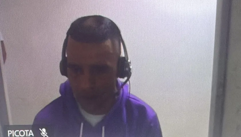 Adrián Khaled Guzmán durante la audiencia virtual de lectura de sentencia. 