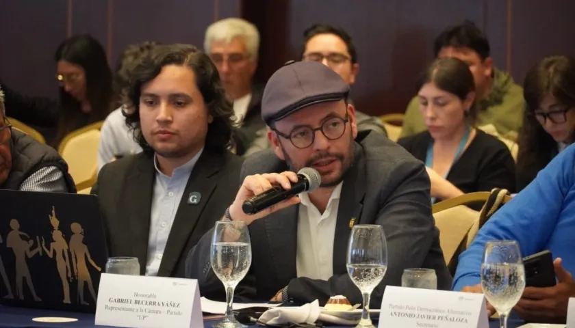 Gabriel Becerra, representante jurídico de la Unión Patriótica.