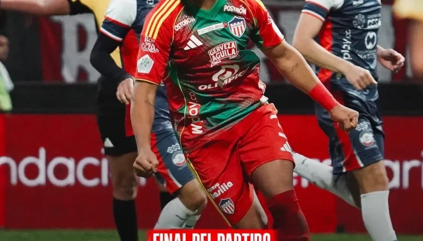 La celebración de Edwin Herrera.