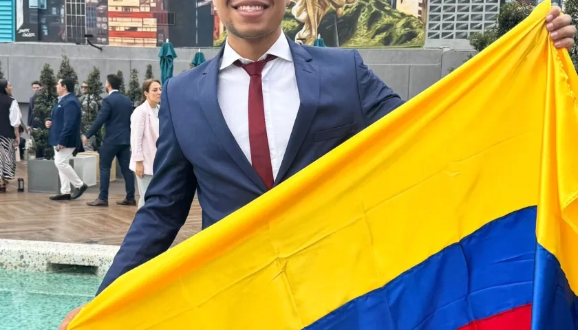 Hugo Hernández en México.