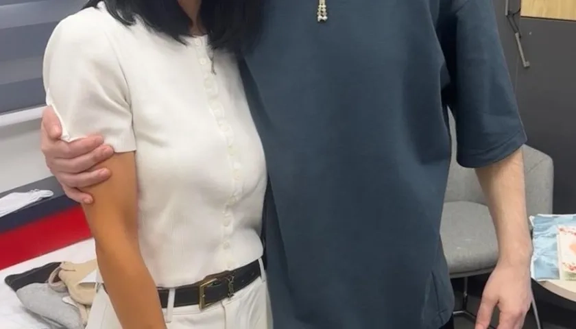 La colombiana Rebecca González con el colombo israelí Elkana Bohbot.