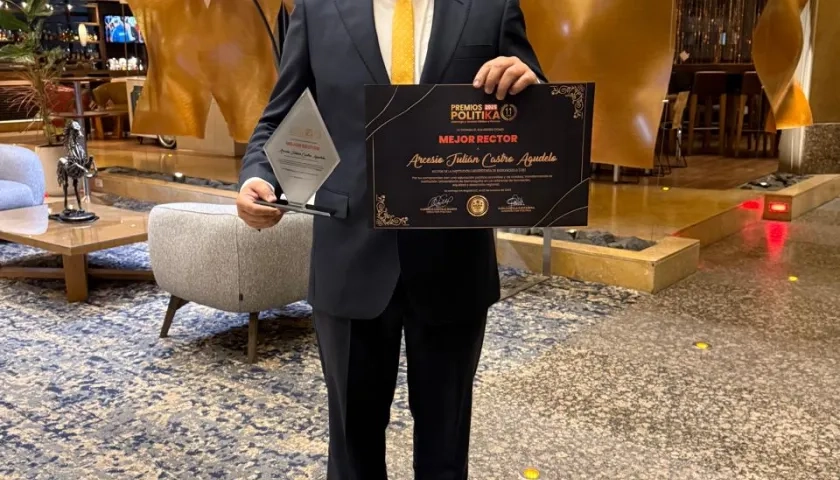 Arcesio Castro, rector de la Institución Universitaria de Barranquilla.