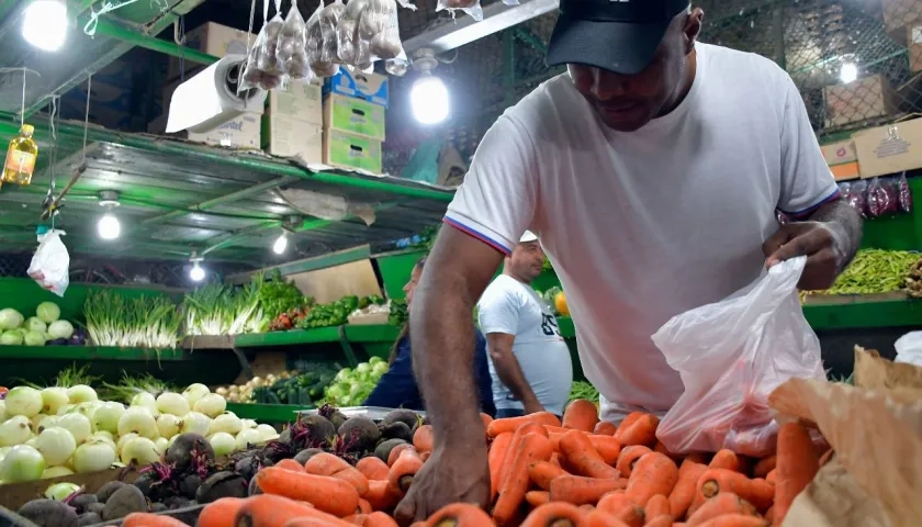 En Granabastos ingresaron 1.002 toneladas de alimentos y otros productos agroalimentarios.