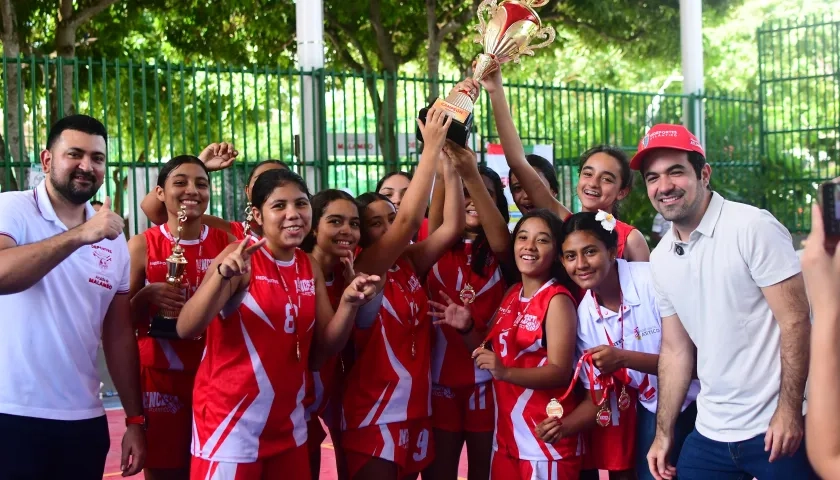 Malambo, campeón en la rama femenina. 