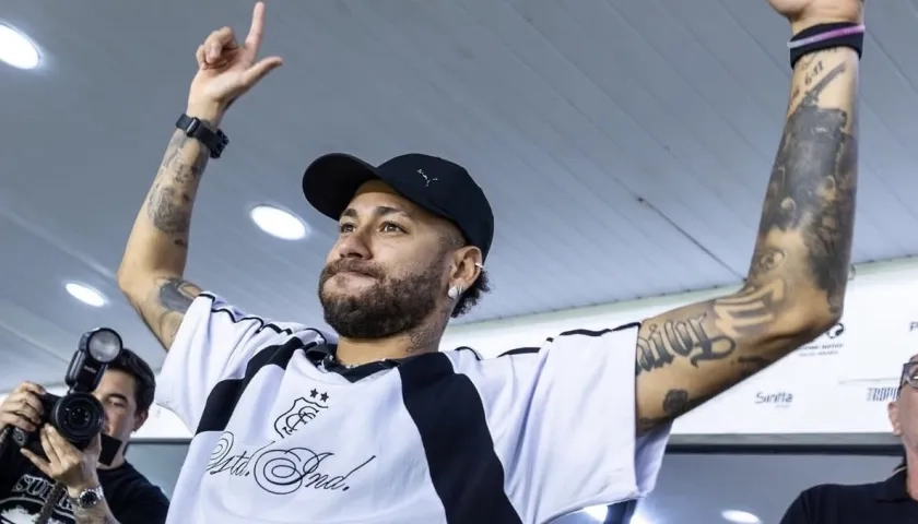 Neymar regresó en enero pasado al Santos.