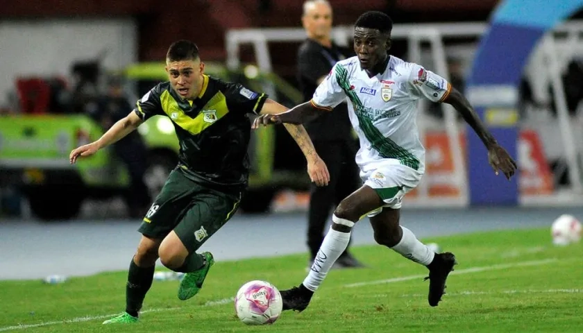 Acción del partido Quindío vs. Real Cartagena, en Armenia. 