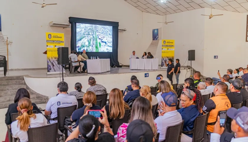 Aspecto de la socialización del proyecto con la comunidad. 