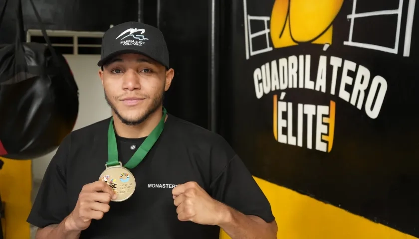 Carlos Utria sumó su cuarta victoria en el Grand Prix en Riad (Arabia Saudí).