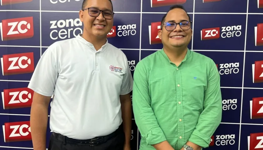 Los seminaristas Sebastián Jadith López y Sener Valega.