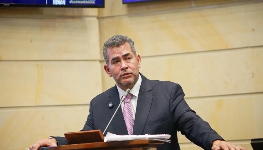 El senador Alejandro Chacón.