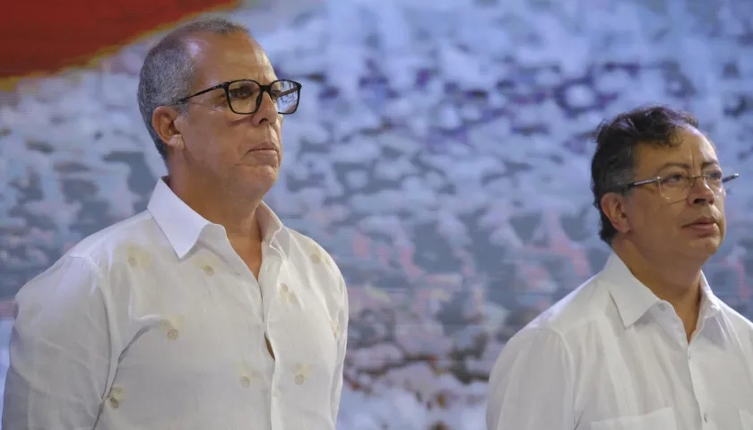 Alfredo Saade junto al Presidente Gustavo Petro.