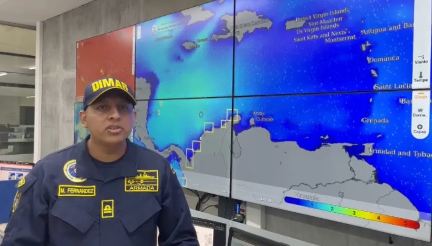 Teniente de Navío Miguel Fernández, responsable de Oceanografía y Meteorología Operacional del CIOH Caribe. 