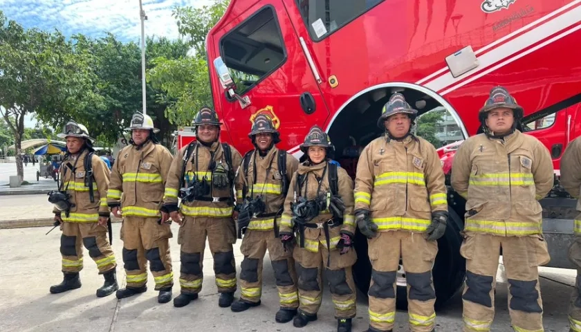 Integrantes del Cuerpo de Bomberos de Barranquilla.