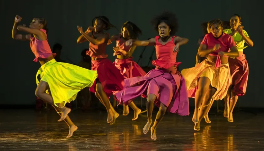 Raíces Comaé de Casa Tumac.