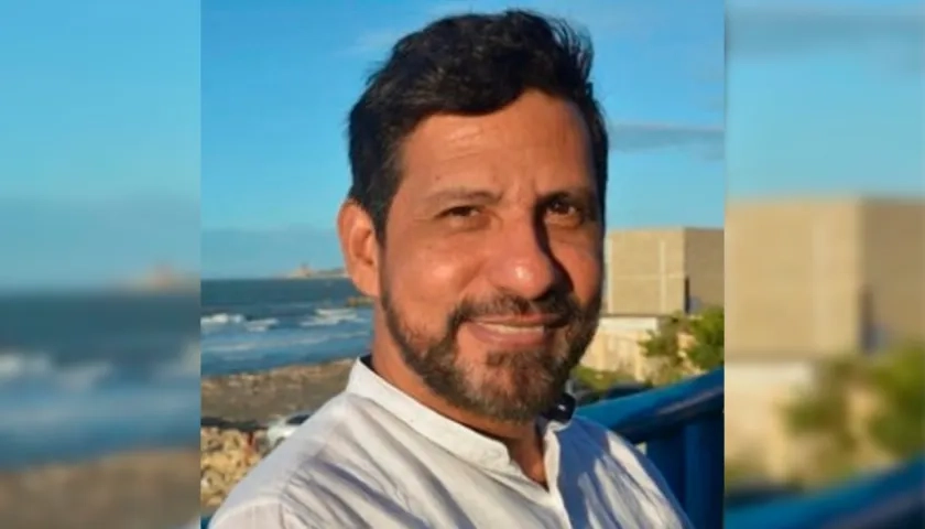 Antonio Silvera, ganador de la beca Meira Delmar 2025.