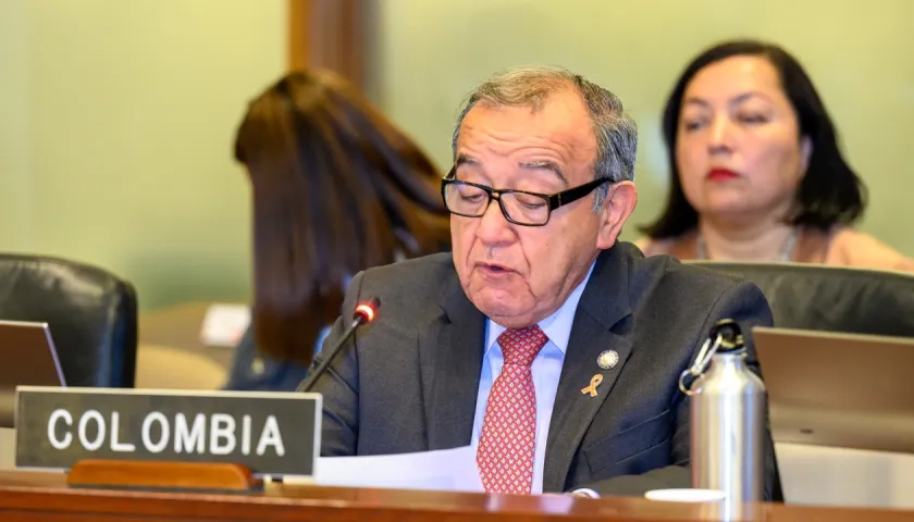 Representante de Colombia ante la OEA, Luis Vargas.