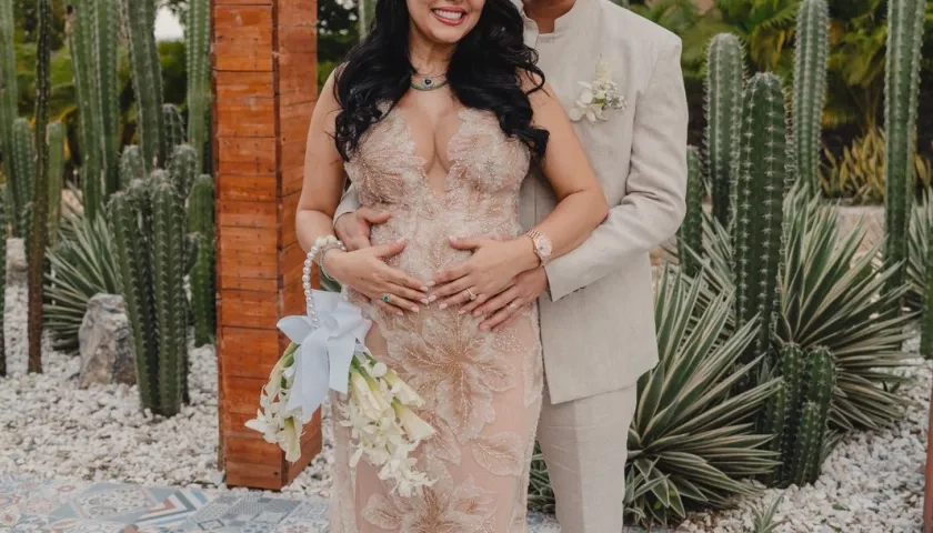 El cantante Elder Dayán y su esposa Milena Robayo. 