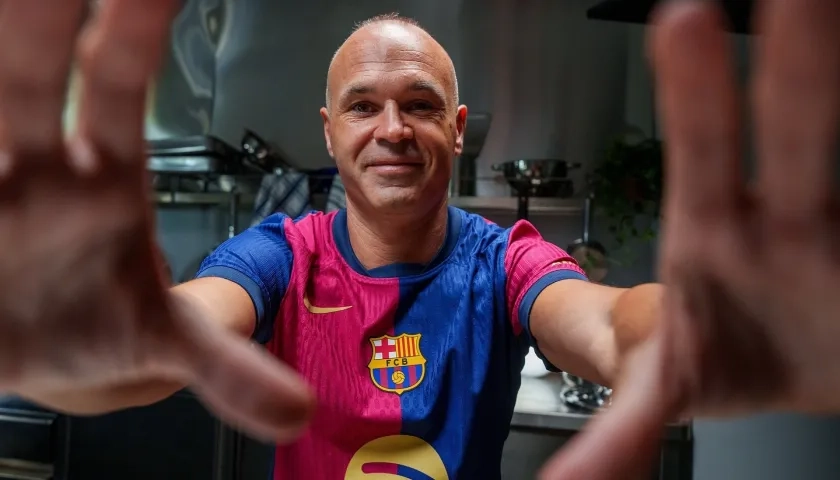 El exfutbolista español Andrés Iniesta. 
