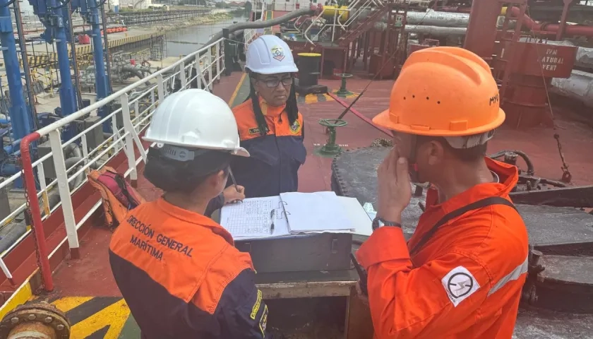 Inspecciones del personal de la Dimar a los buques. 