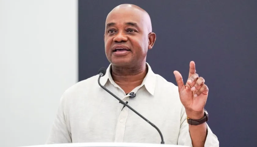 Luis Gilberto Murillo, precandidato presidencial.