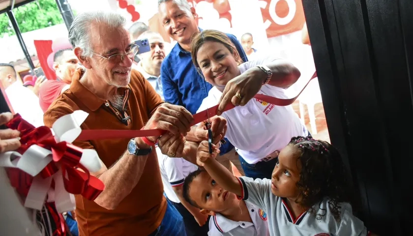 Entrega de obras en San Juan de Tocagua, en Luruaco. 