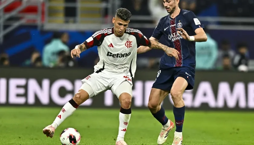 Jorge Carrascal en acción de juego.