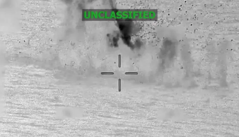 Ataque contra una lancha en el Pacífico. 