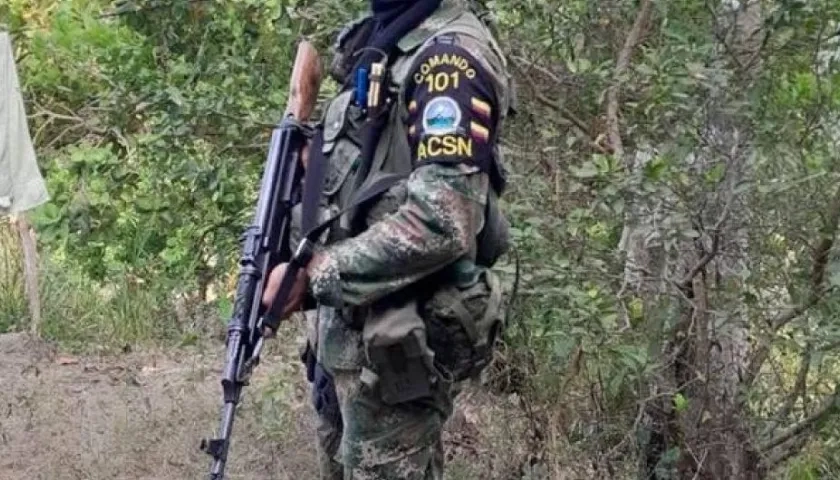 Integrante de las Autodefensas Conquistadoras de la Sierra Nevada. 