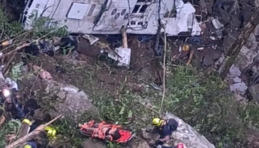 Bus después del accidente.