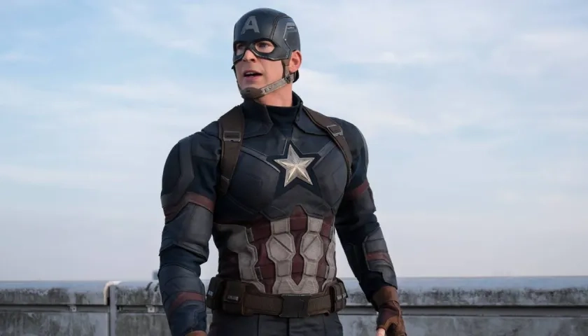 Chris Evans como Capitán América.
