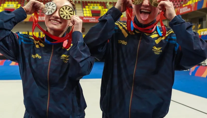 Los gimnastas Daniela Moreno y Sebastián Rodríguez.
