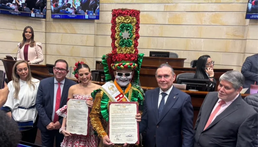 Condecoración a los reyes del Carnaval de Barranquilla