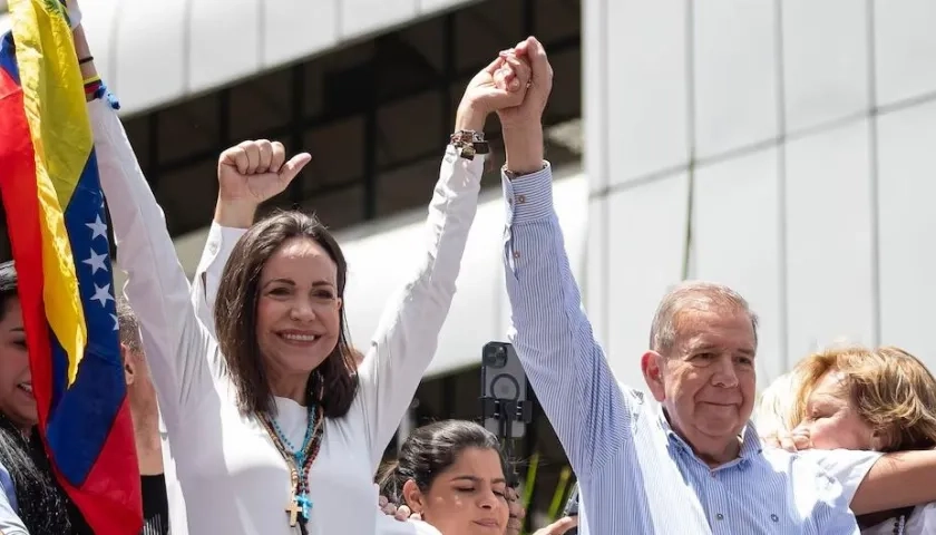 María Corina Machado y Edmundo González en manifestación en Venezuela el año pasado.