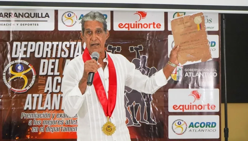 Eduardo Movilla, entrenador de natación